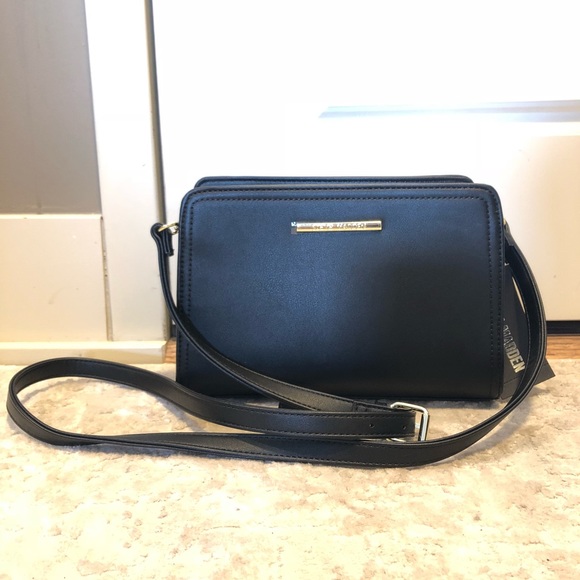 Steve Madden Handbags - Steve Madden Purse